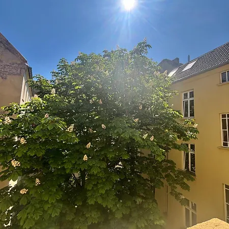 Charming Flat In Creative East برلين